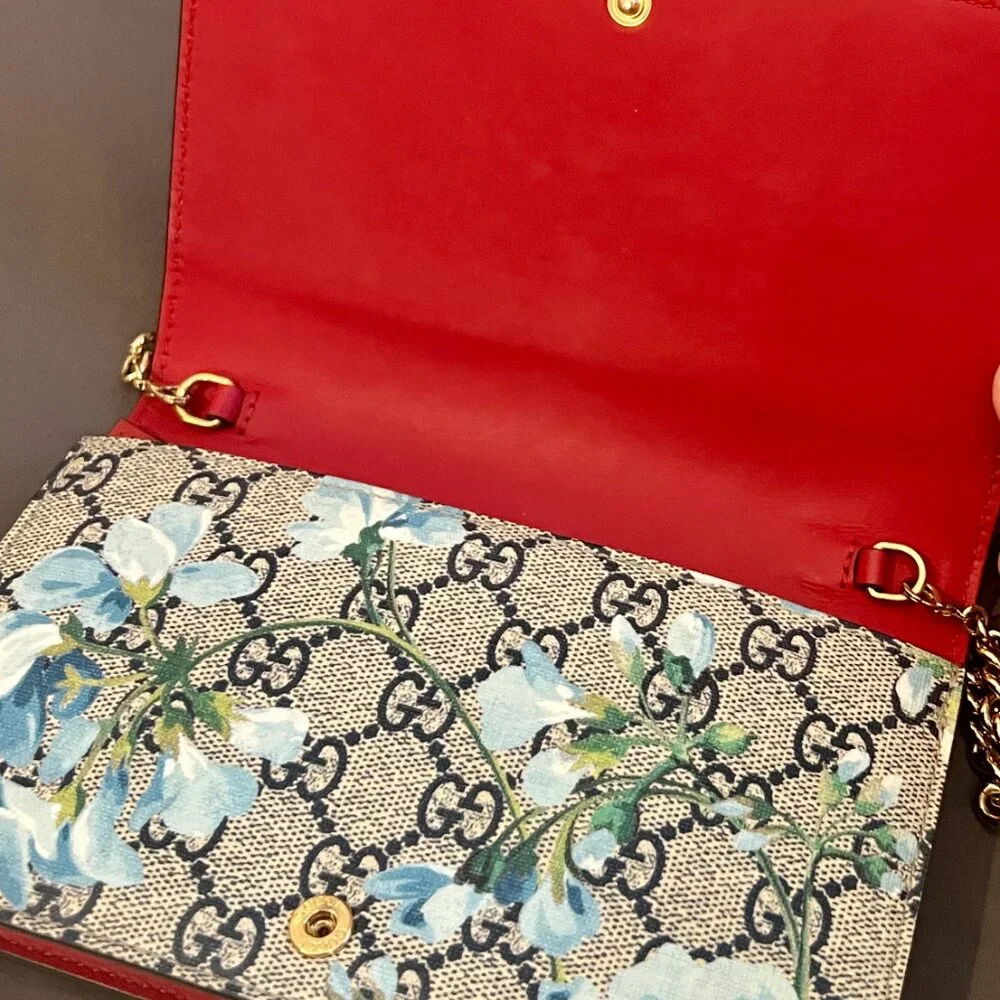 EUC GUCCI GG Monogram Blooms Supreme Tote Medium - Picture 7 of 10